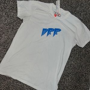 Off white short sleeve shirt White & blue Size M worn 1x comes as pictured